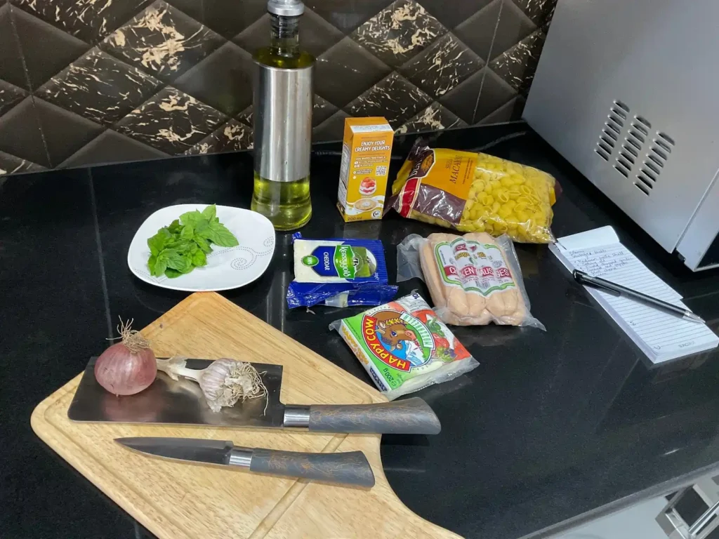 Ingredients Of Creamy Sausage Shells Recipe