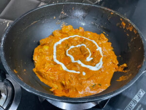 Butter Chicken With Garlic Naan 2